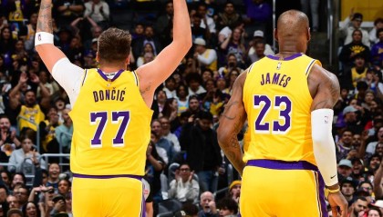 赛事直播入口-记者预测湖人新赛季：再次获得西部前三席位，至少能打进季后赛第二轮