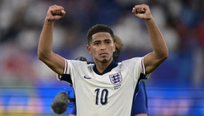 KAIYUN体育-庆祝时做出不雅动作 贝林厄姆：只是与朋友开玩笑